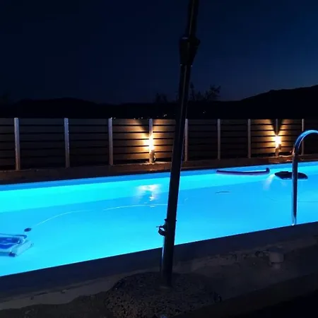 Loukas House 2 *